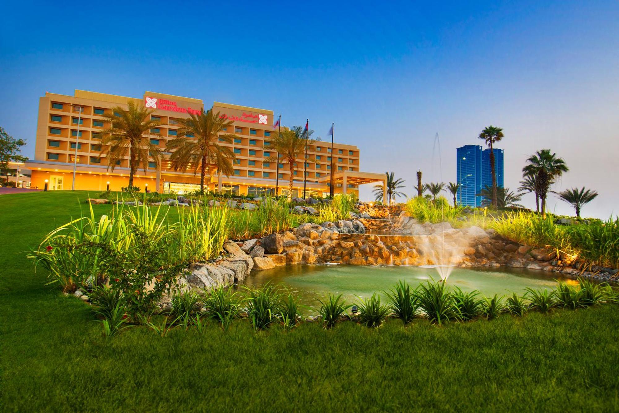 Hilton Garden Inn Ras Al Khaimah Exterior photo